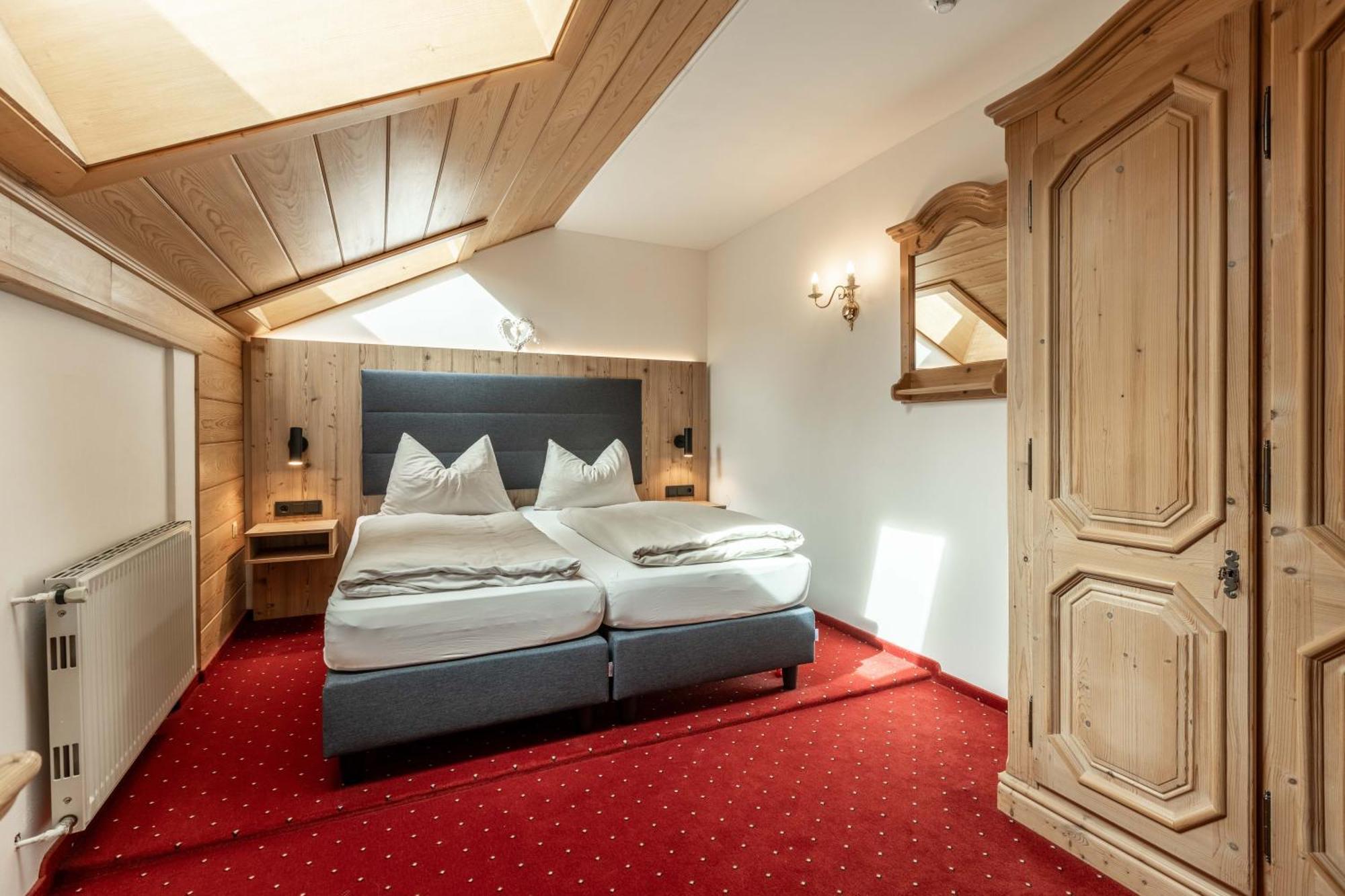 Hotel Post By Keyone Bad Mitterndorf Eksteriør billede