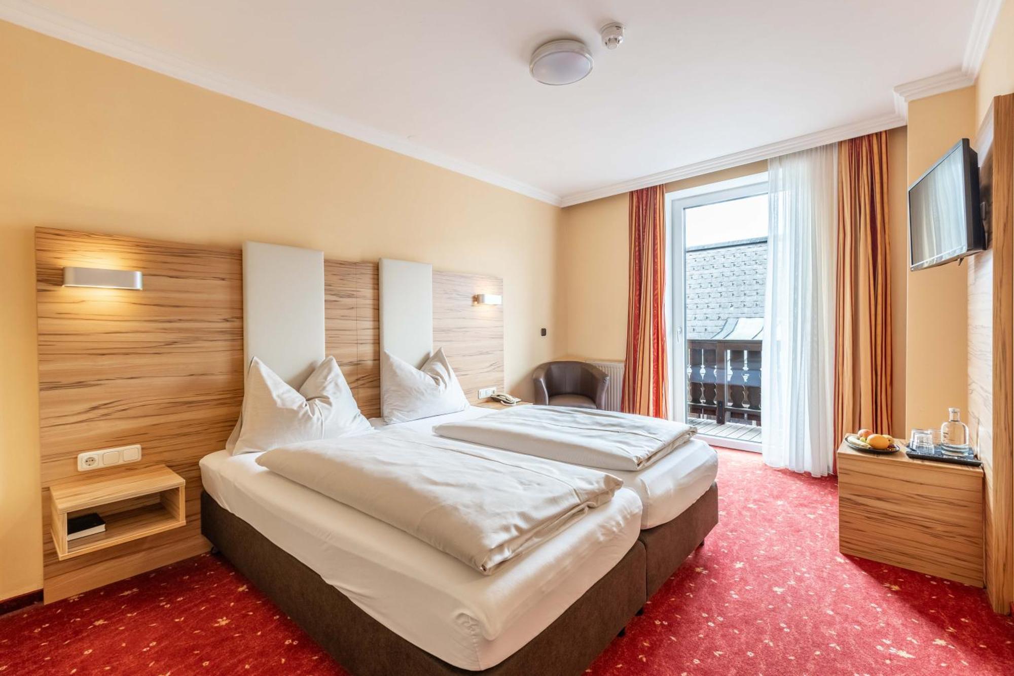 Hotel Post By Keyone Bad Mitterndorf Eksteriør billede